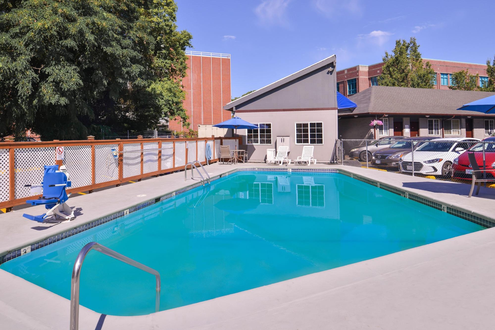 Travelodge By Wyndham Eugene Downtown/University Of Oregon Dış mekan fotoğraf