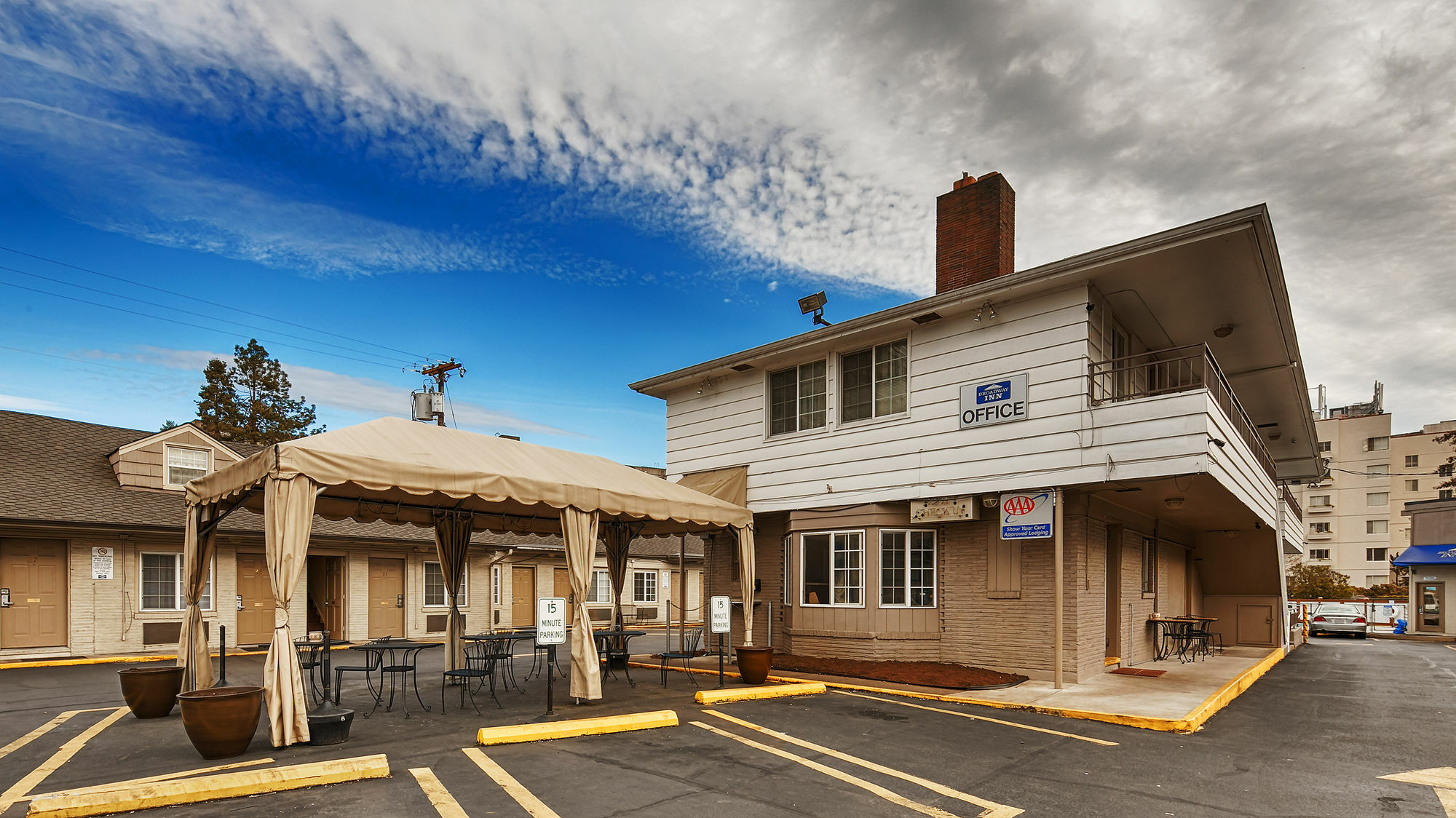 Travelodge By Wyndham Eugene Downtown/University Of Oregon Dış mekan fotoğraf