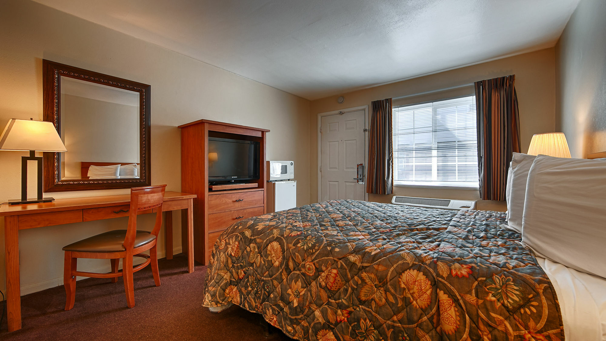 Travelodge By Wyndham Eugene Downtown/University Of Oregon Dış mekan fotoğraf