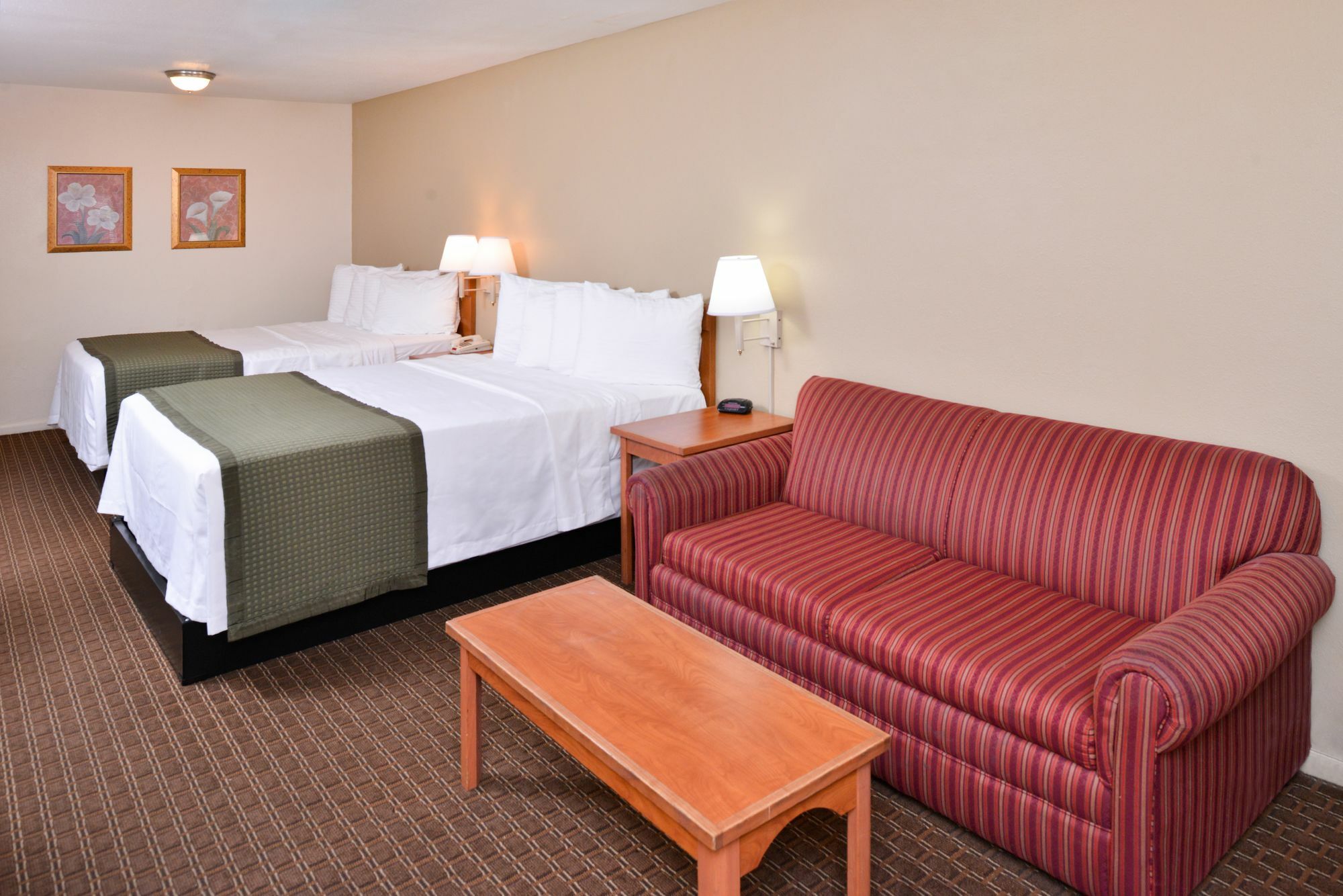 Travelodge By Wyndham Eugene Downtown/University Of Oregon Dış mekan fotoğraf