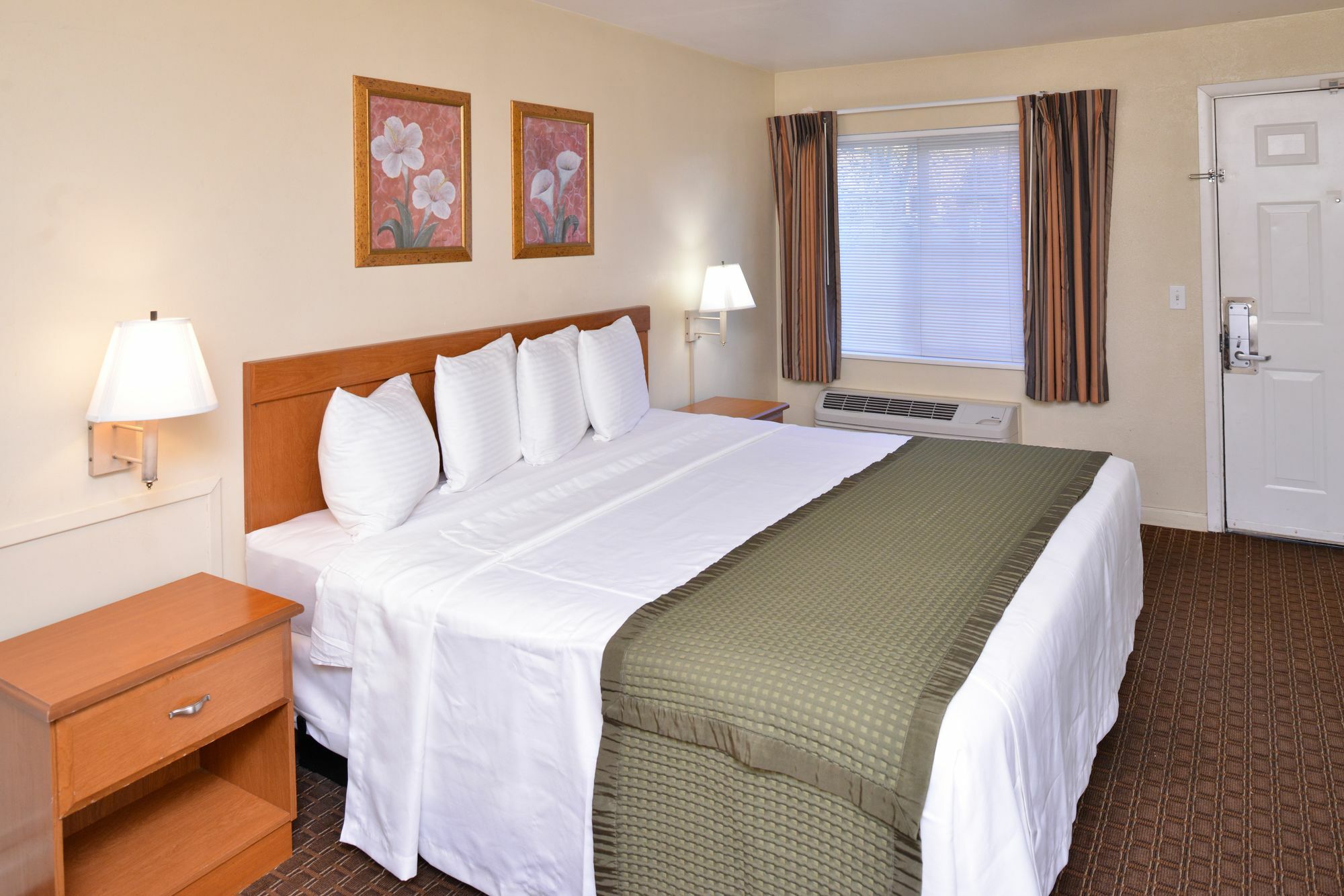 Travelodge By Wyndham Eugene Downtown/University Of Oregon Dış mekan fotoğraf