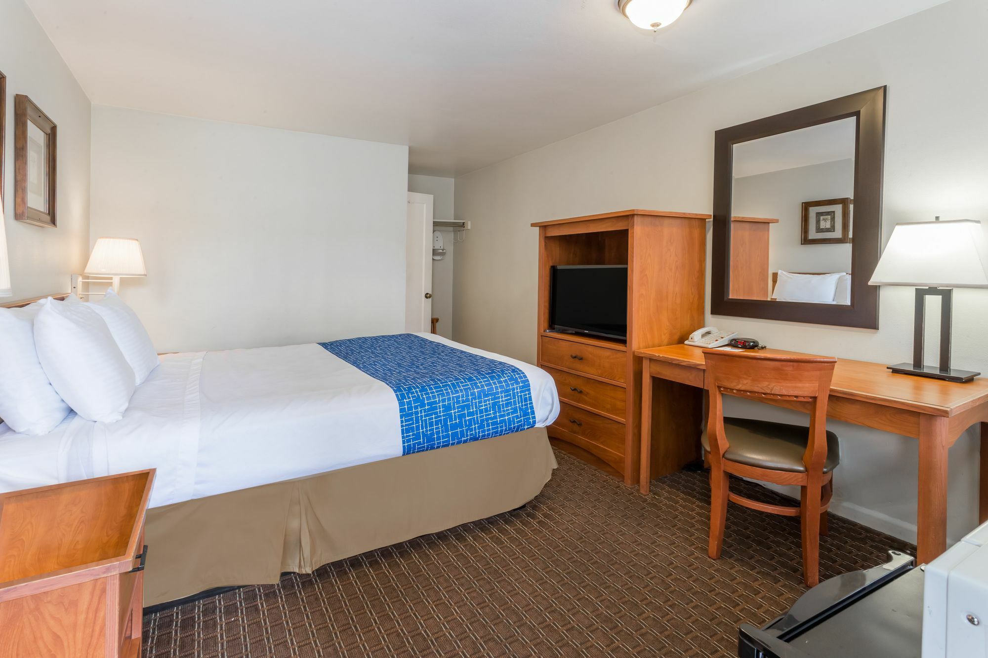 Travelodge By Wyndham Eugene Downtown/University Of Oregon Dış mekan fotoğraf
